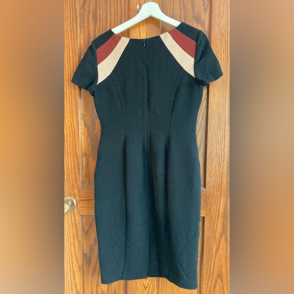 Dress - Picture 2 of 4